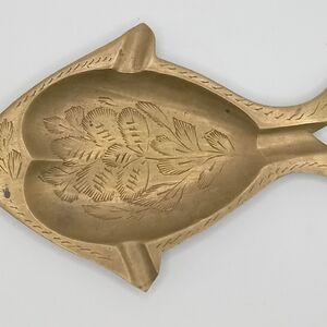 Vintage Etched Brass Fish Shaped Decorative Ash Tray Trinket Jewely Coin Dish
